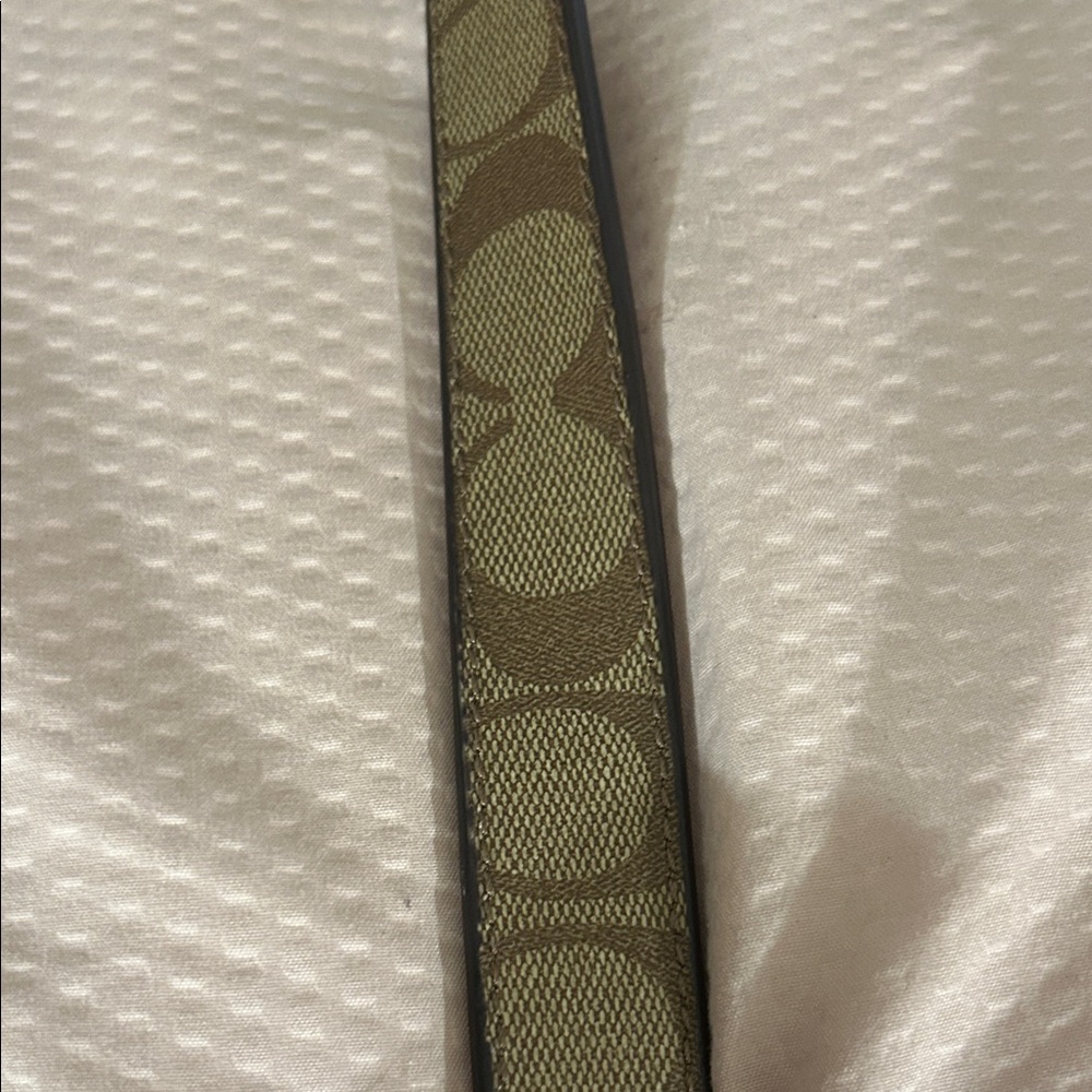 Cut to Size Coach Morgan Reversible Signature Belt - Picture 9 of 10
